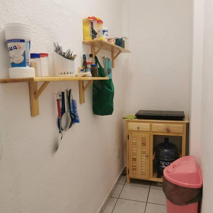 Lovely Studio Apartment With Balcony Ac & Wi-Fi, Minutes From Downtown! Zihuatanejo Bagian luar foto